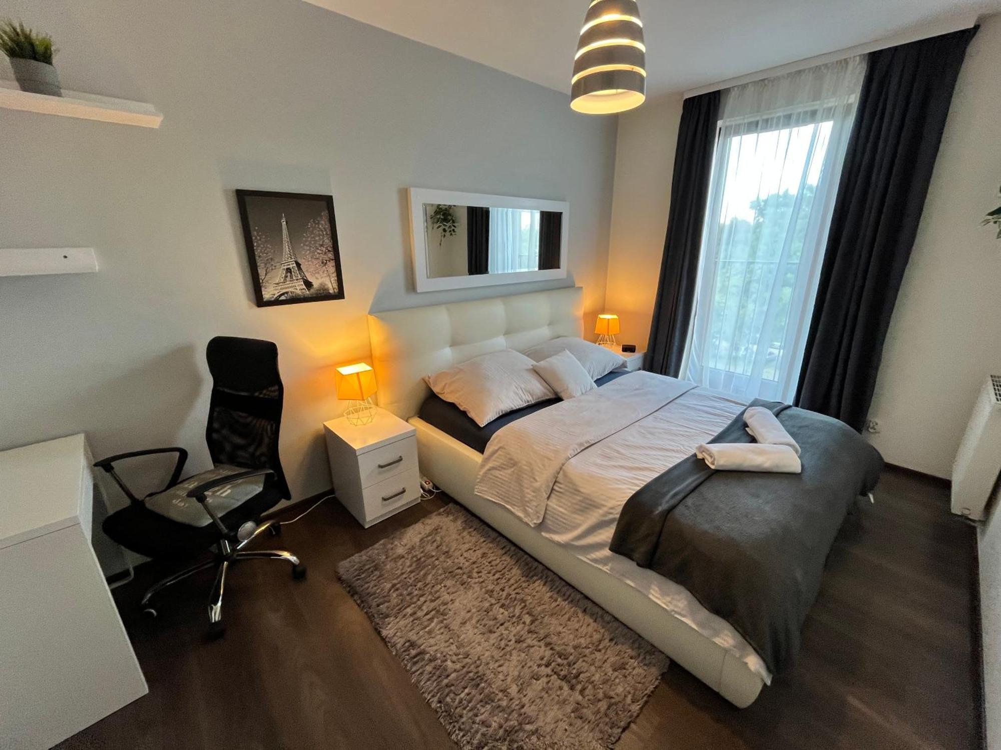 Cracow Stay Premium Apartments Free Parking - 3 X Room - 3 X Aircondition 克拉科夫 外观 照片