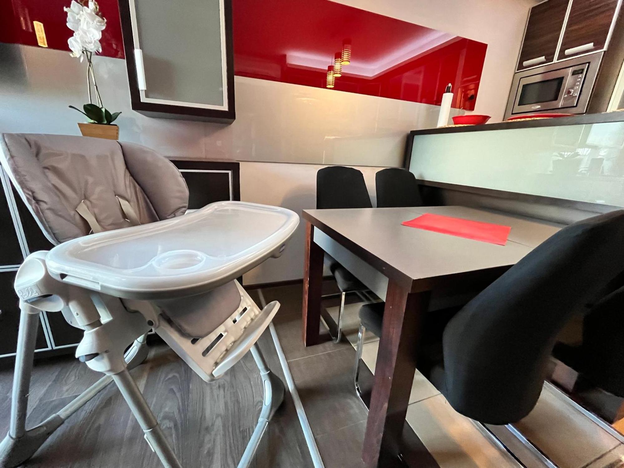 Cracow Stay Premium Apartments Free Parking - 3 X Room - 3 X Aircondition 克拉科夫 外观 照片